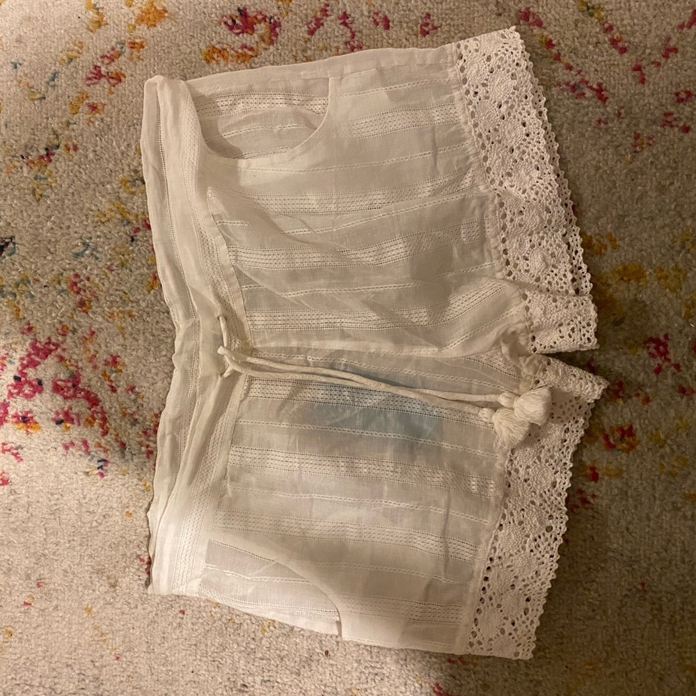 Cute white beach shorts